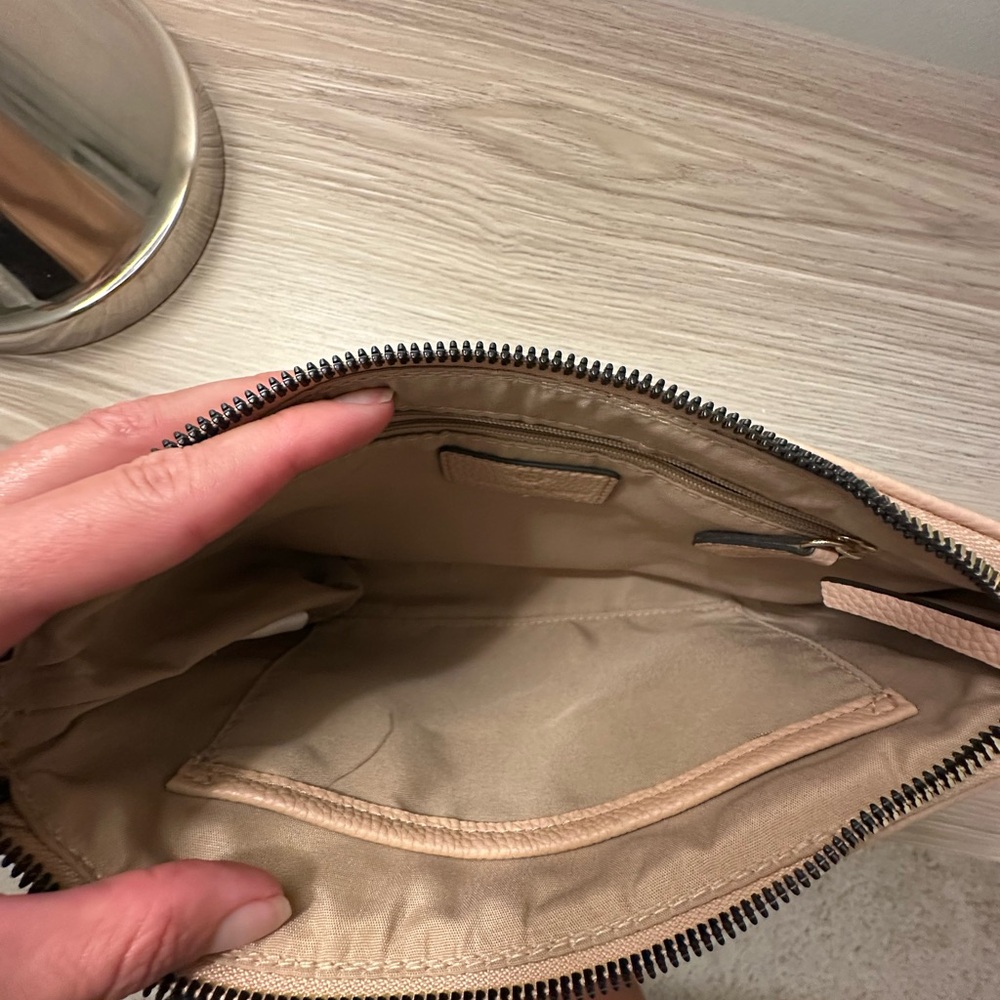 Nanette Lepore Beige/pale pink pebbled vegan Leather purse - Picture 3 of 7